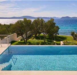 6 Bedroom Seafront Villa with Pool near Slano, Sleeps 12-14